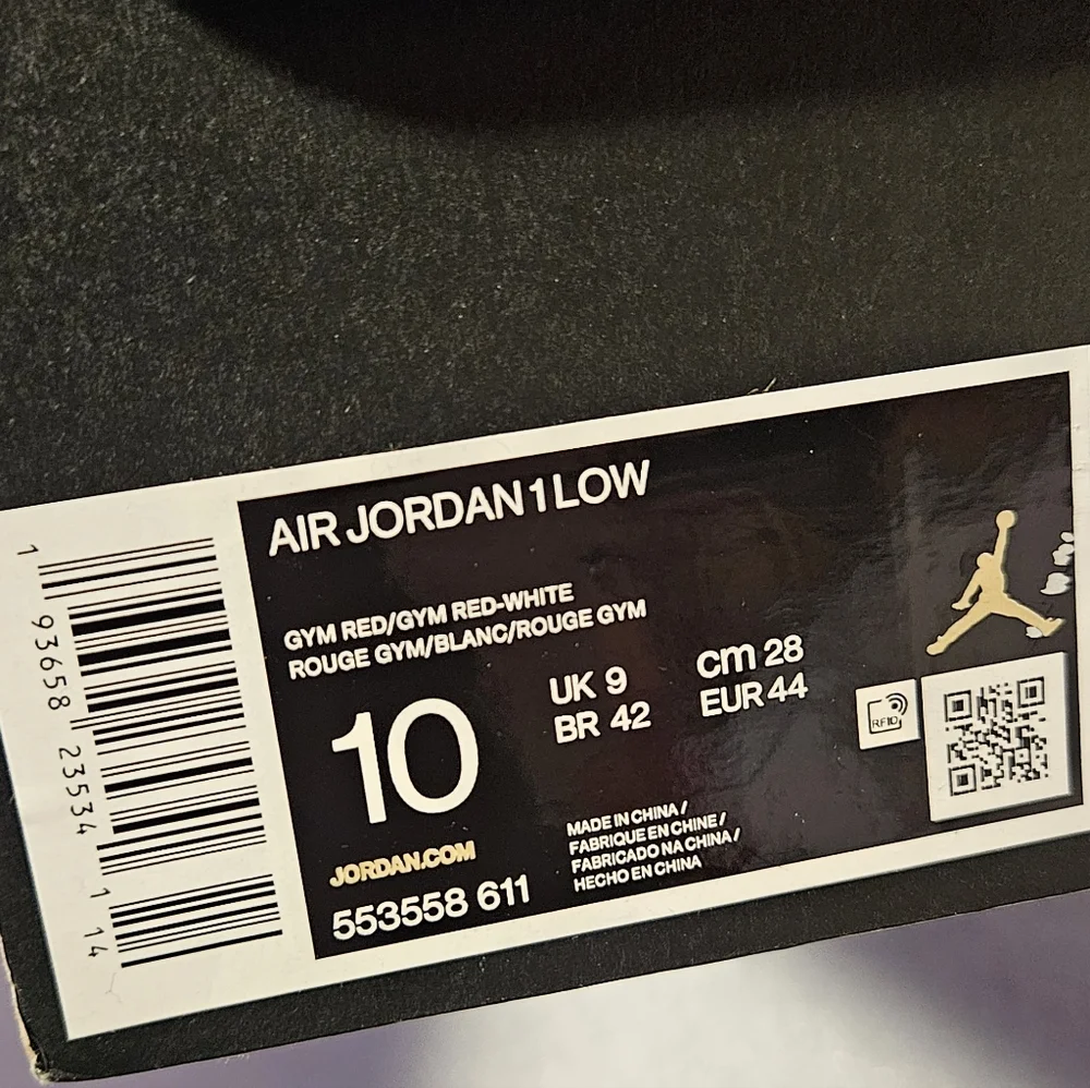 Nike Air Jordan 1 Low Retro "White Red" - Picture 9 of 9